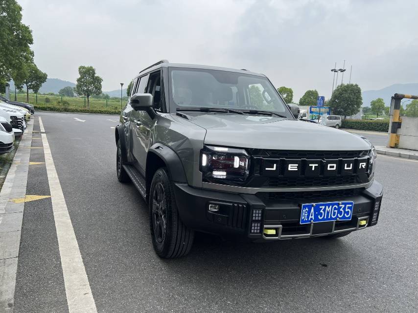 捷途 2023款 旅行者 1.5T 两驱发现PRO