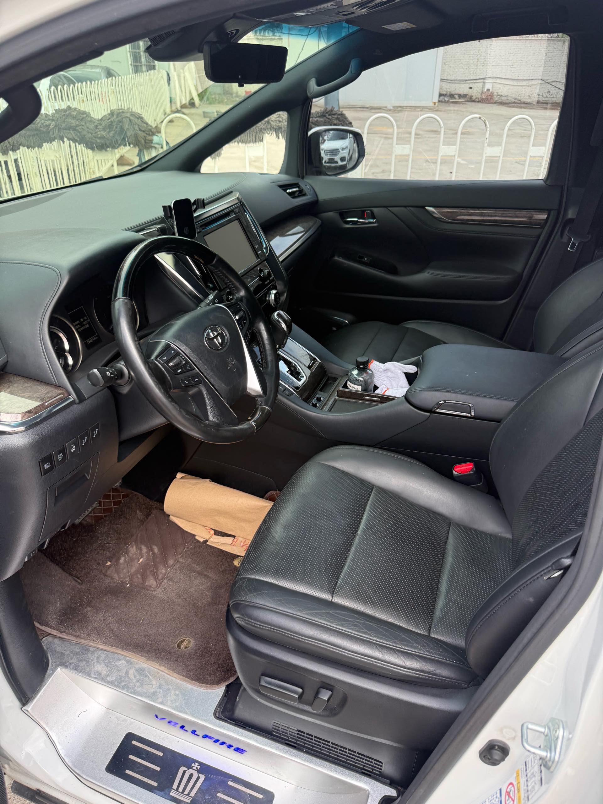Toyota Vellfire (Import) 2019 Vellfire 2.5 CVT HV Premium