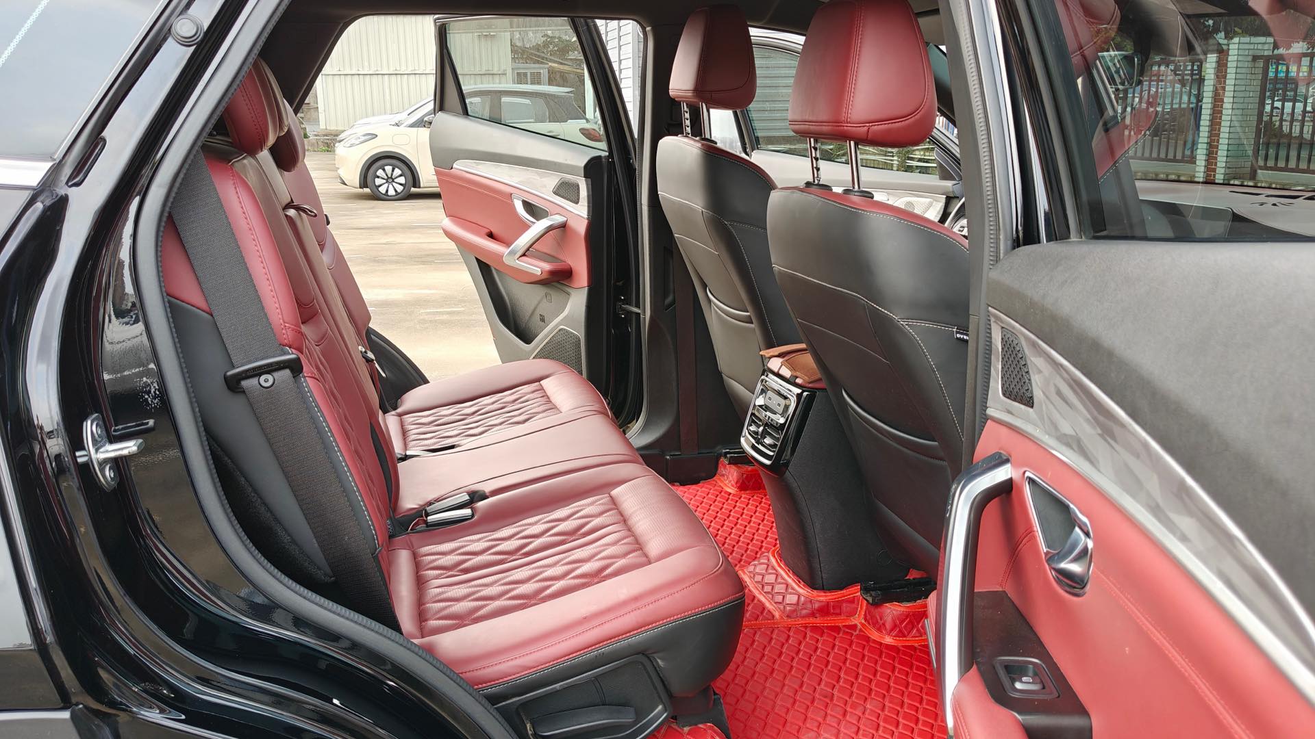 JETOUR 2023 X70 PLUS 1.5T Yongzhe PLUS 5-Seater