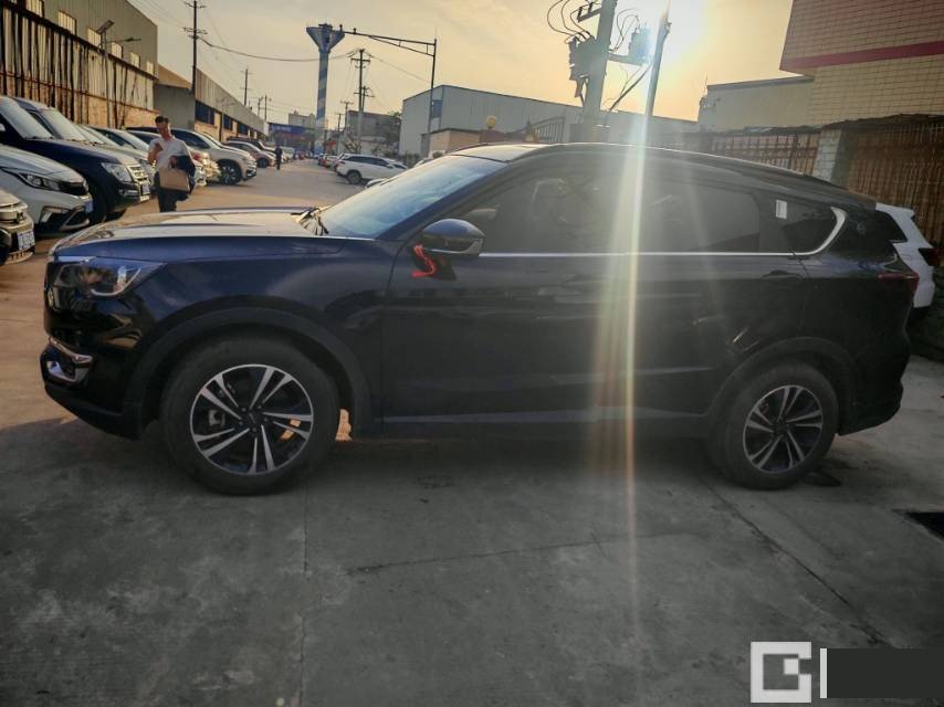 JETOUR 2023 X70 1.5T Flagship 7-Seater