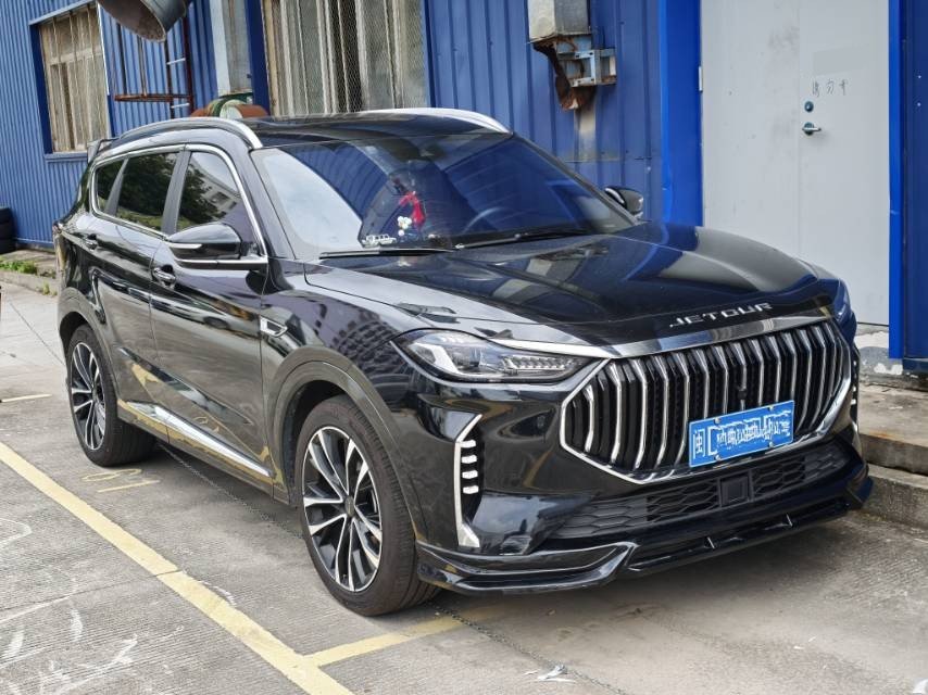 JETOUR 2023 X70 PLUS 1.6T Stronger PRO+ 7-Seater