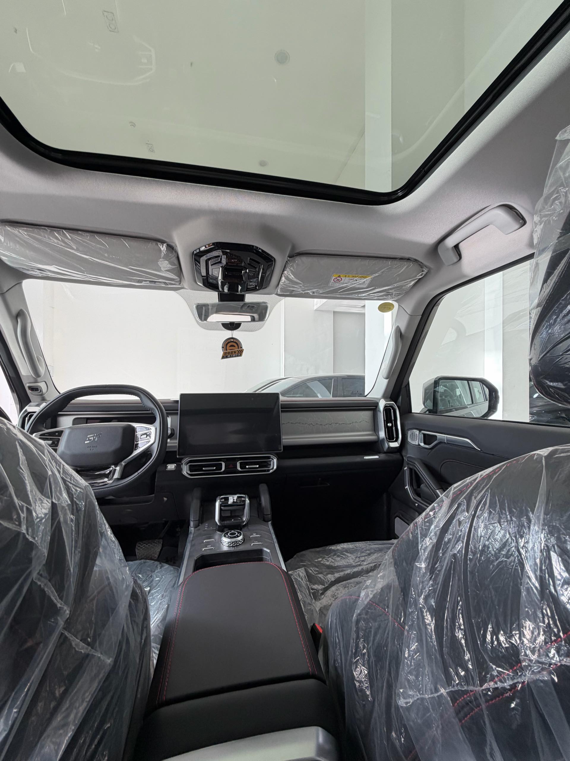 JETOUR 2025 Traveler 1.5TD 2WD Explorer Plus