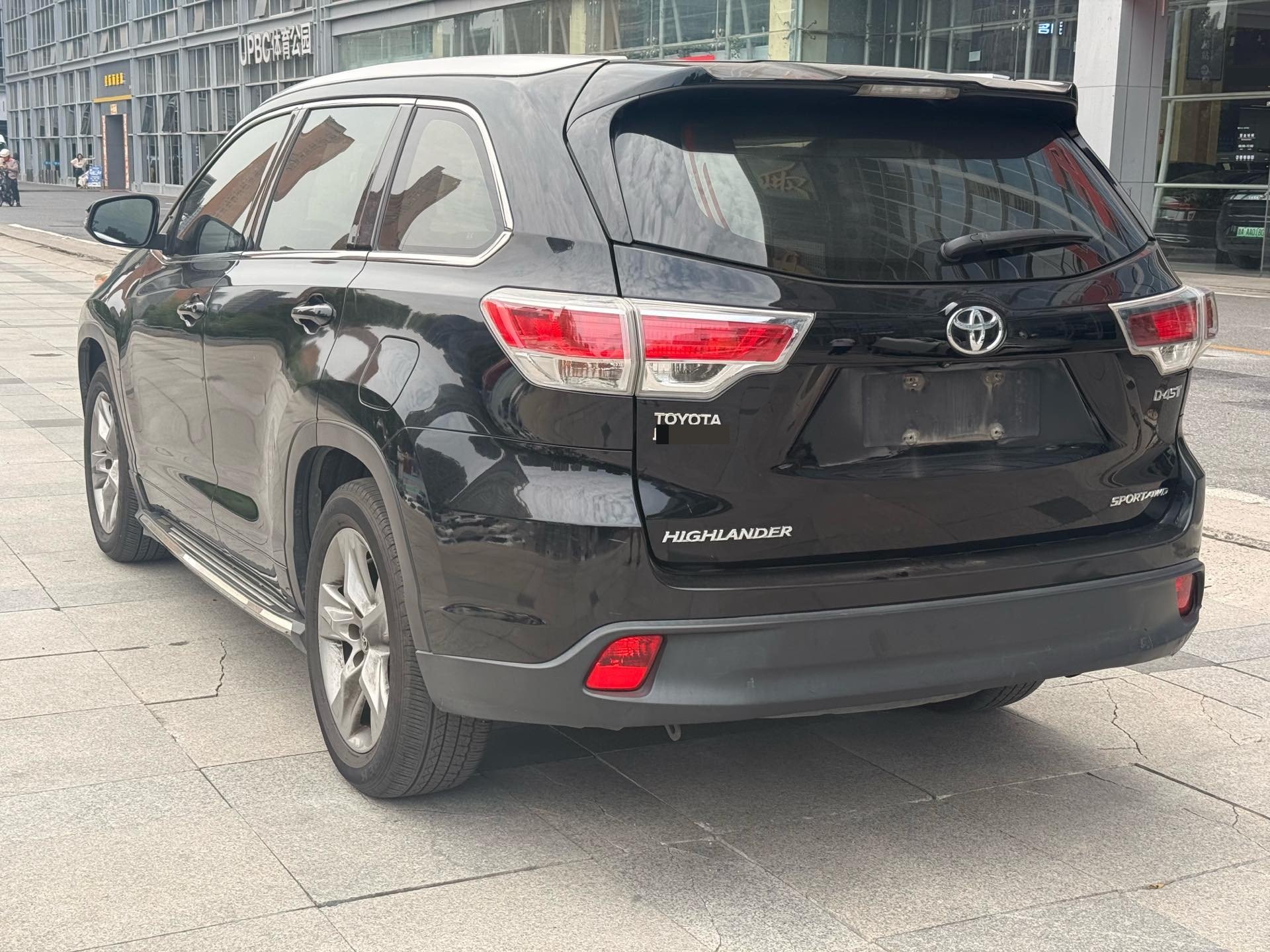 Toyota 2017 Highlander 2.0T 4WD Luxury 7-Seater