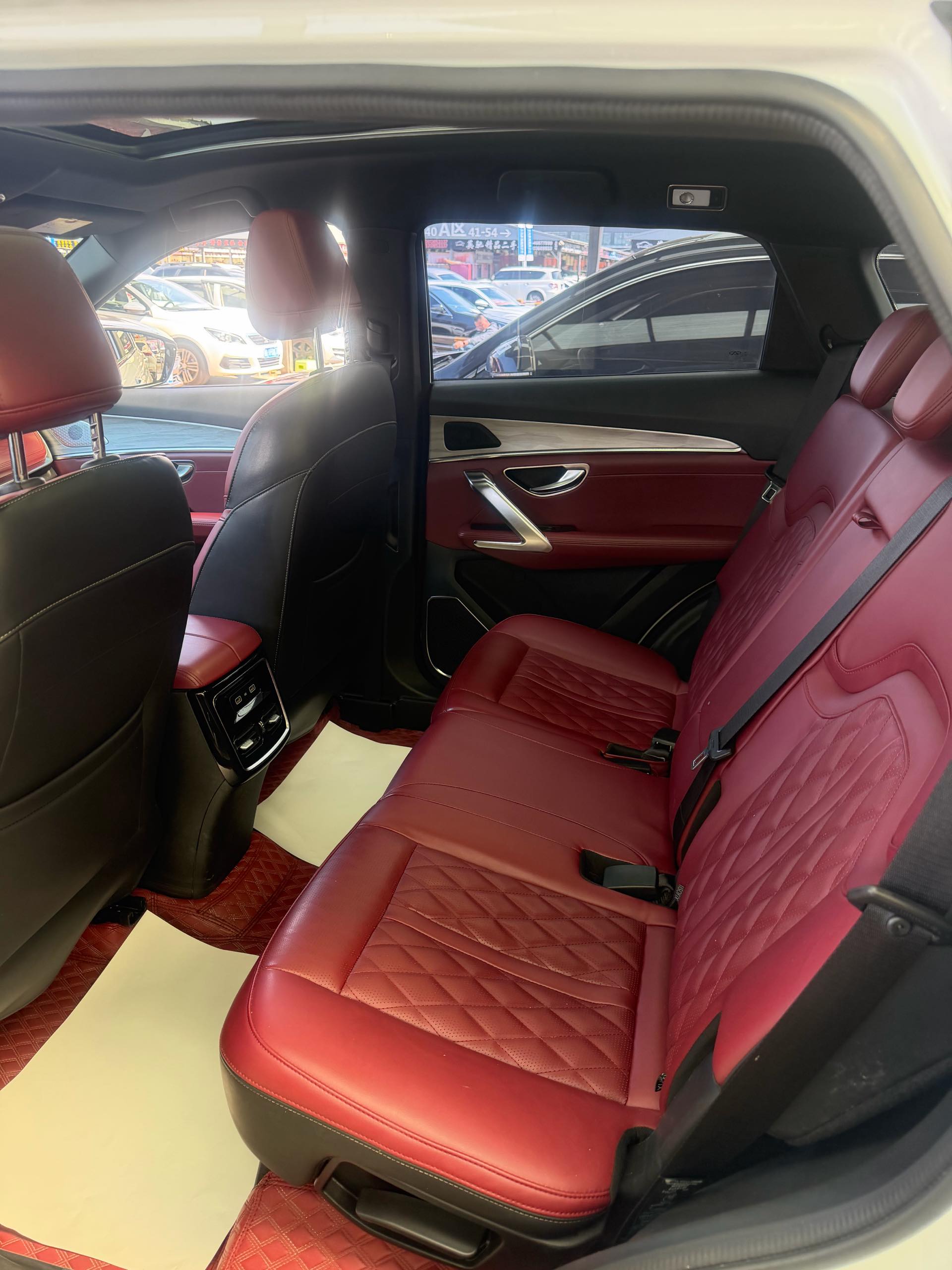 JETOUR 2023 X70 PLUS 1.5T Yongzhe PLUS 7-Seater