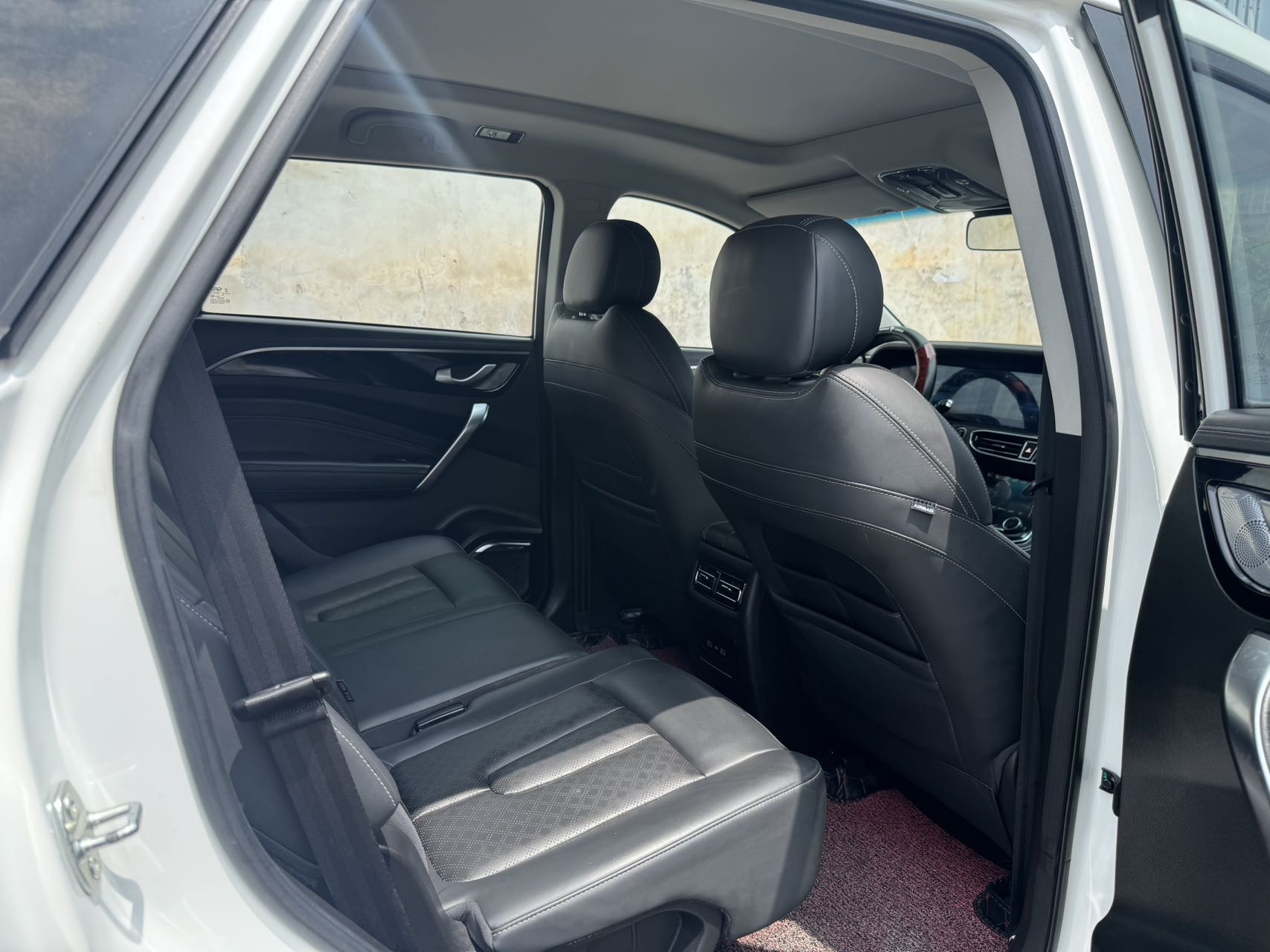 JETOUR 2020 X90 1.6T Yingyu Edition 7-Seater