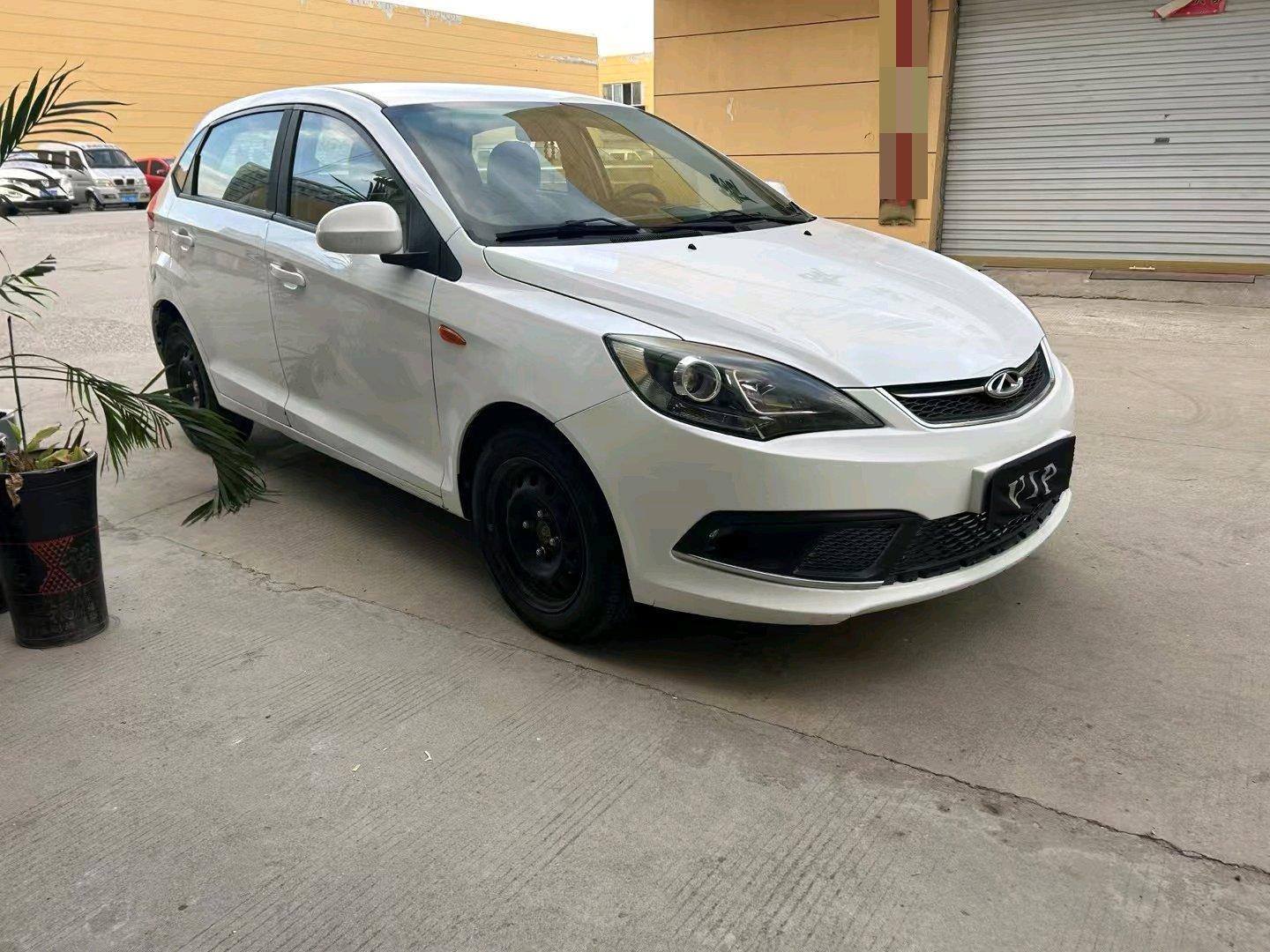 Chery 2015 Fengyun 2 Hatchback 1.5 Xinrui Edition
