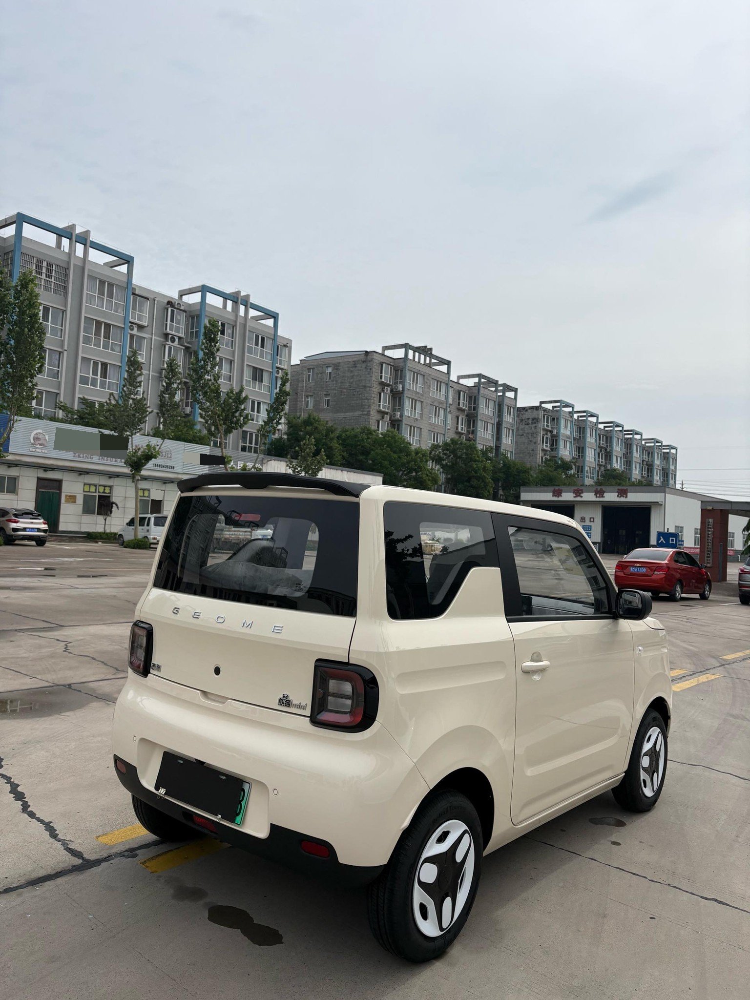吉利 2025款 熊猫MINI 210km 元气熊
