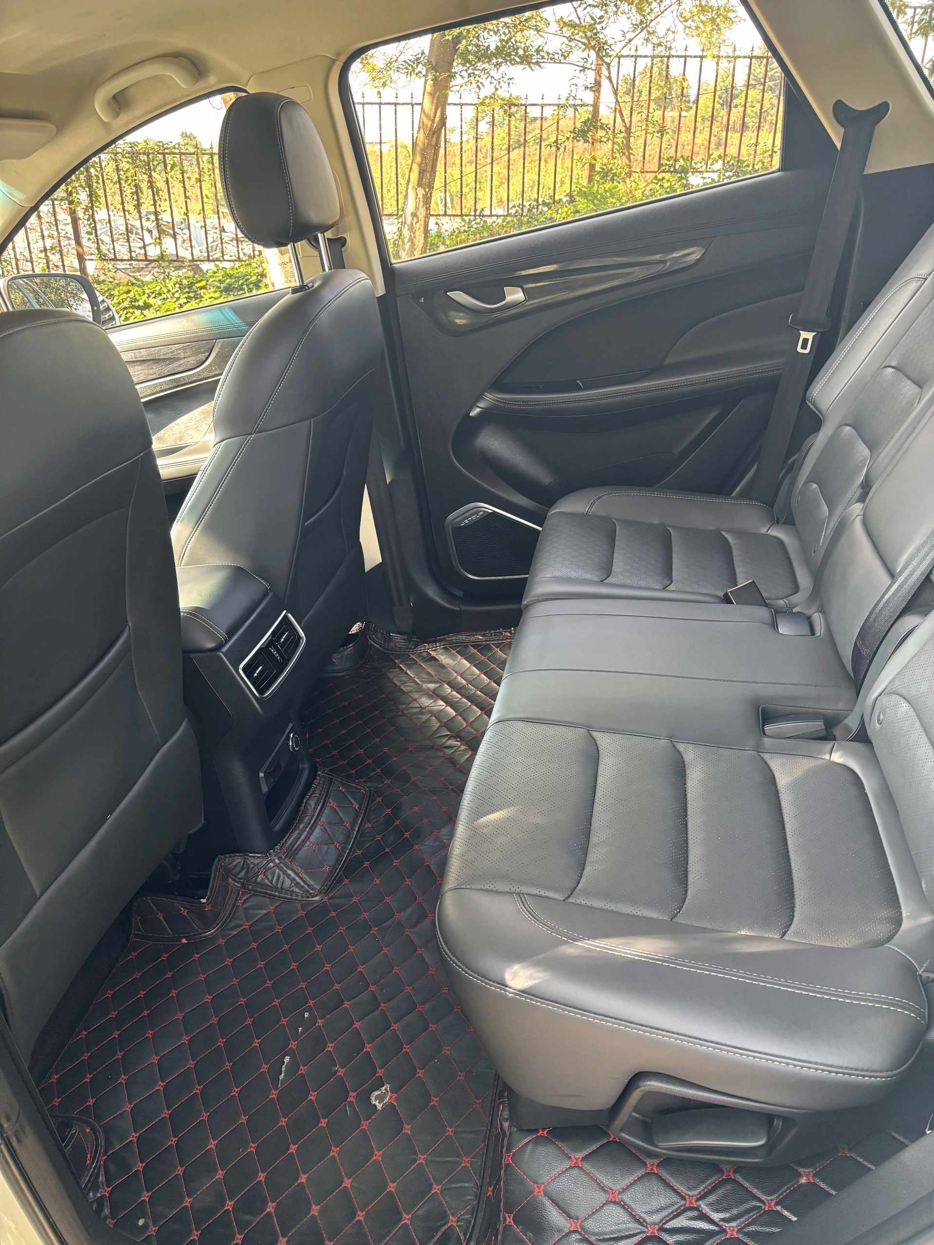 JETOUR 2019 X90 1.5T Yuexiang 7-Seater