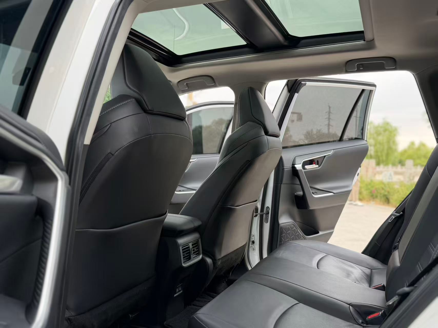 Toyota 2023 Wildlander 2.0 CVT 2WD Luxury PLUS