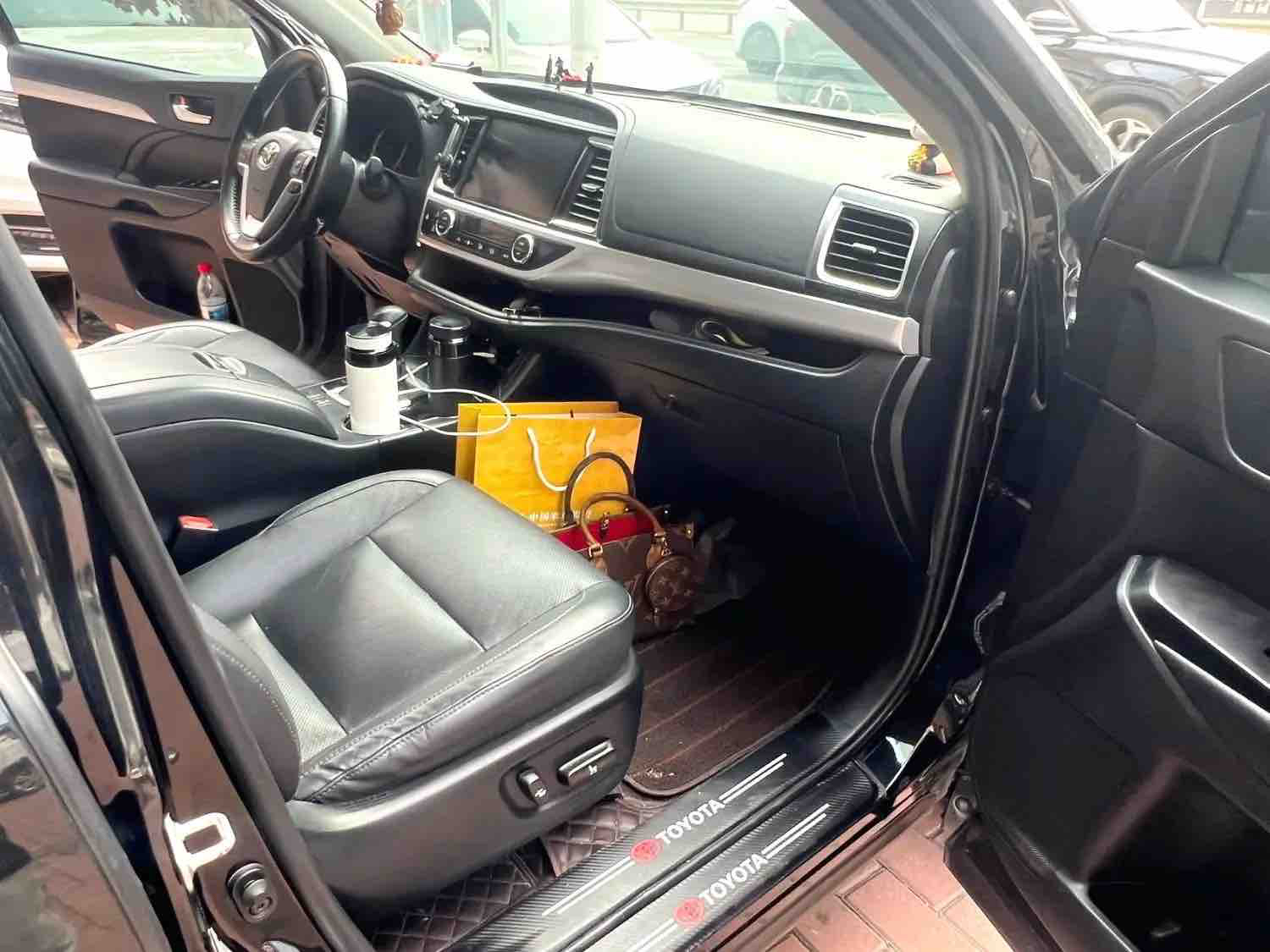 Toyota 2021 Highlander 2.0T 4WD Luxury 7-Seater