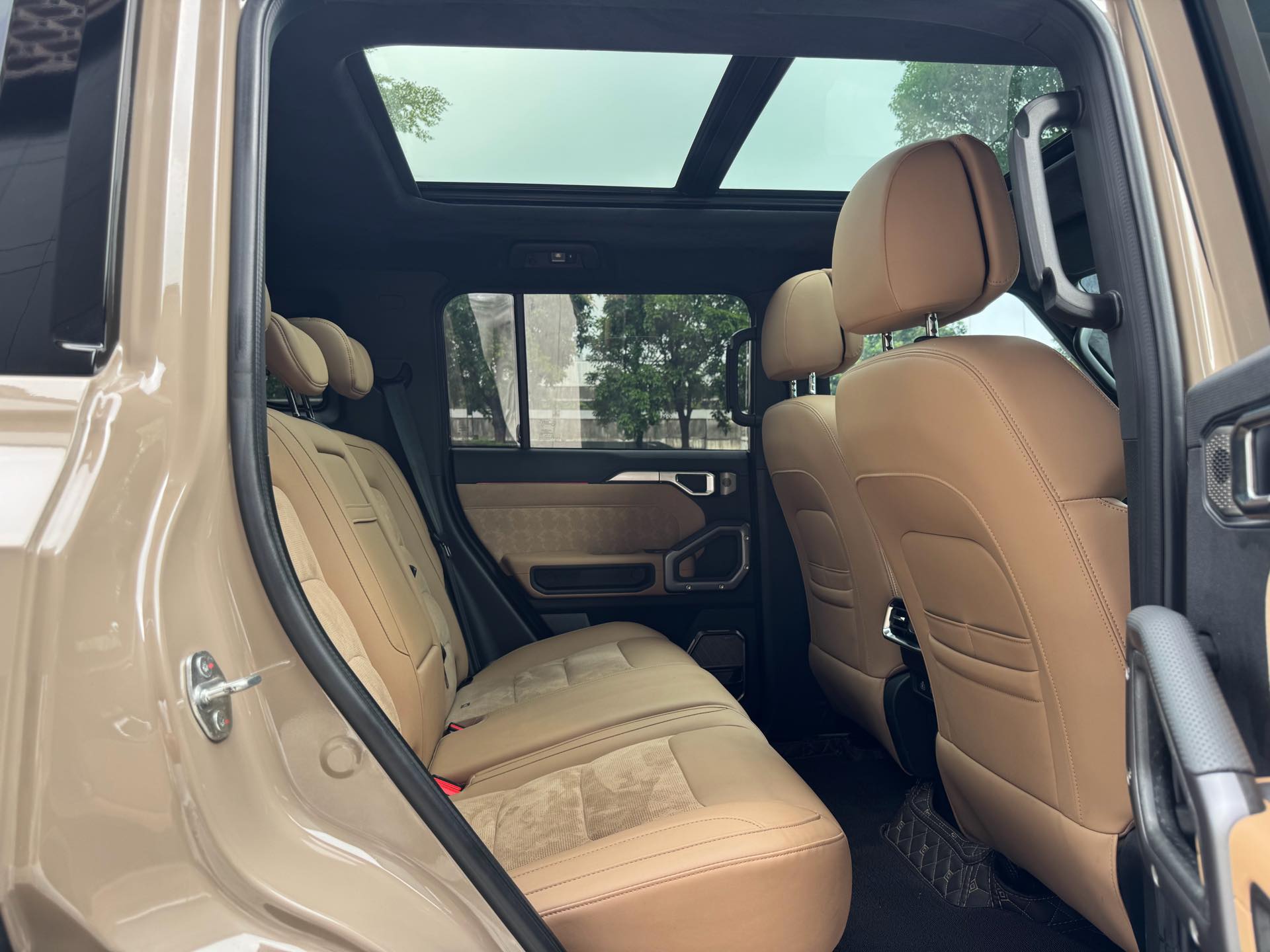 JETOUR 2023 Traveler 2.0T 4WD Cross PRO+