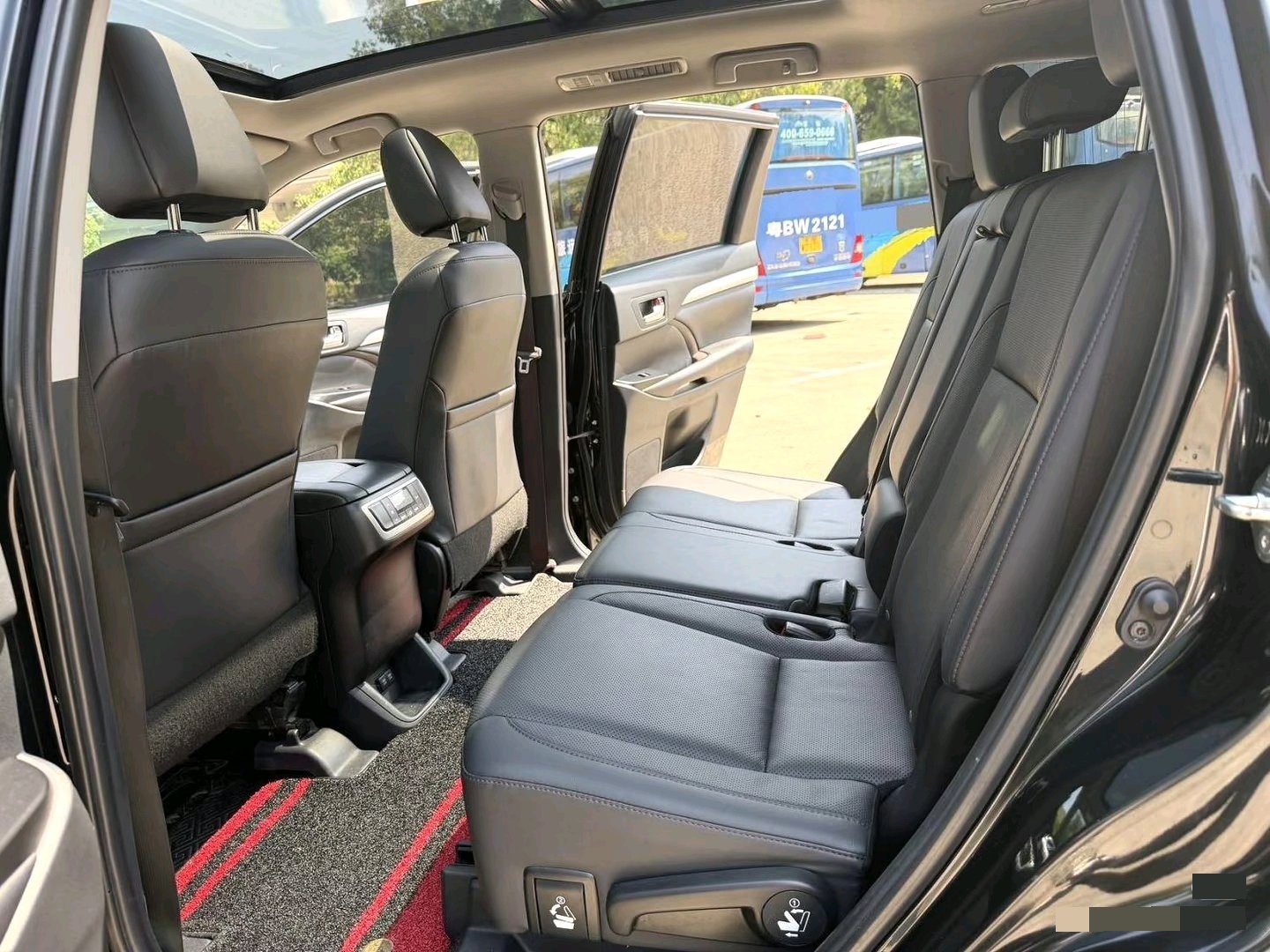 Toyota 2019 Highlander 2.0T 4WD Luxury 7-Seater