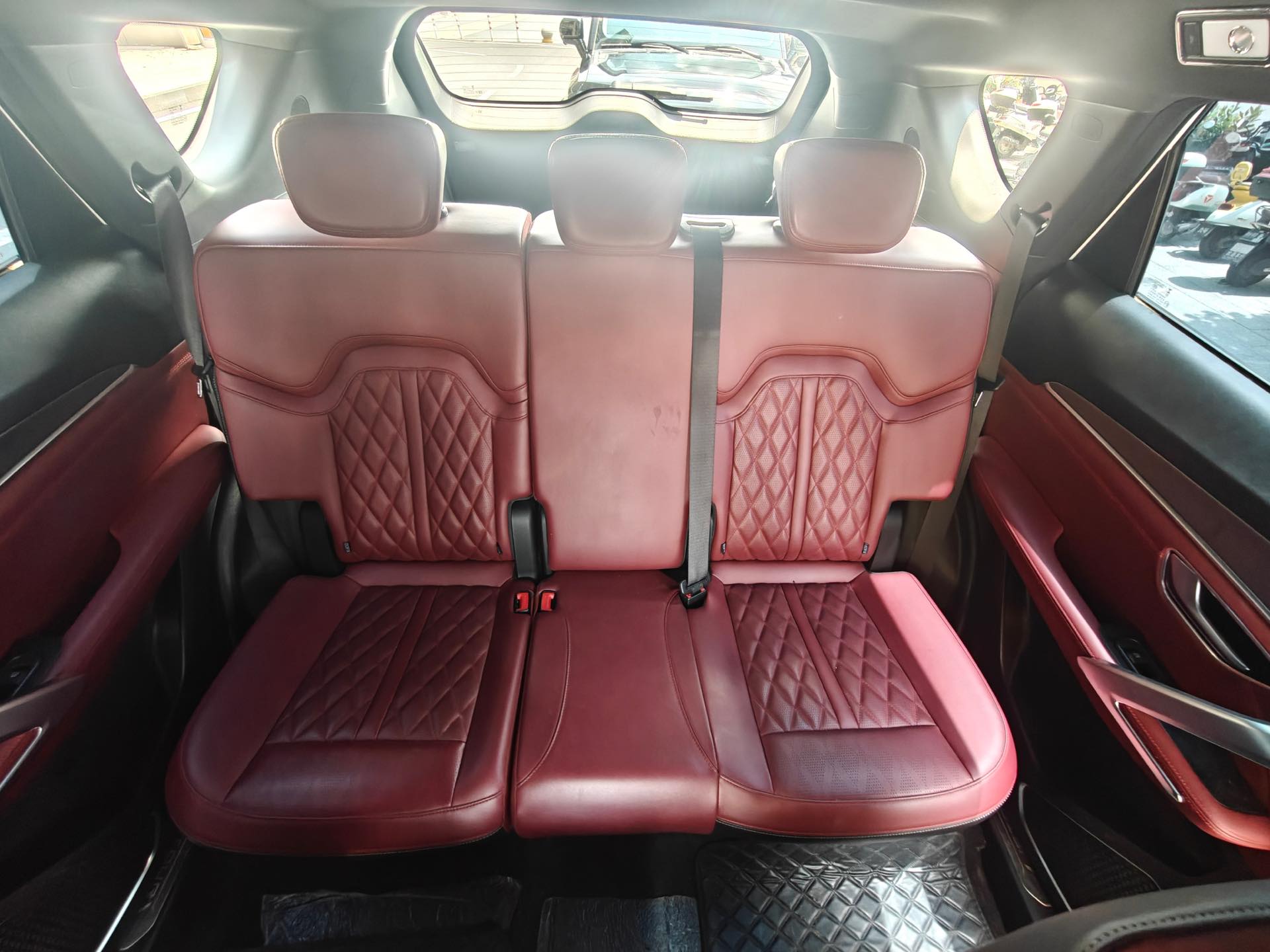 JETOUR 2024 X70 PLUS 1.5T Champion Edition MAX+ 5-Seater