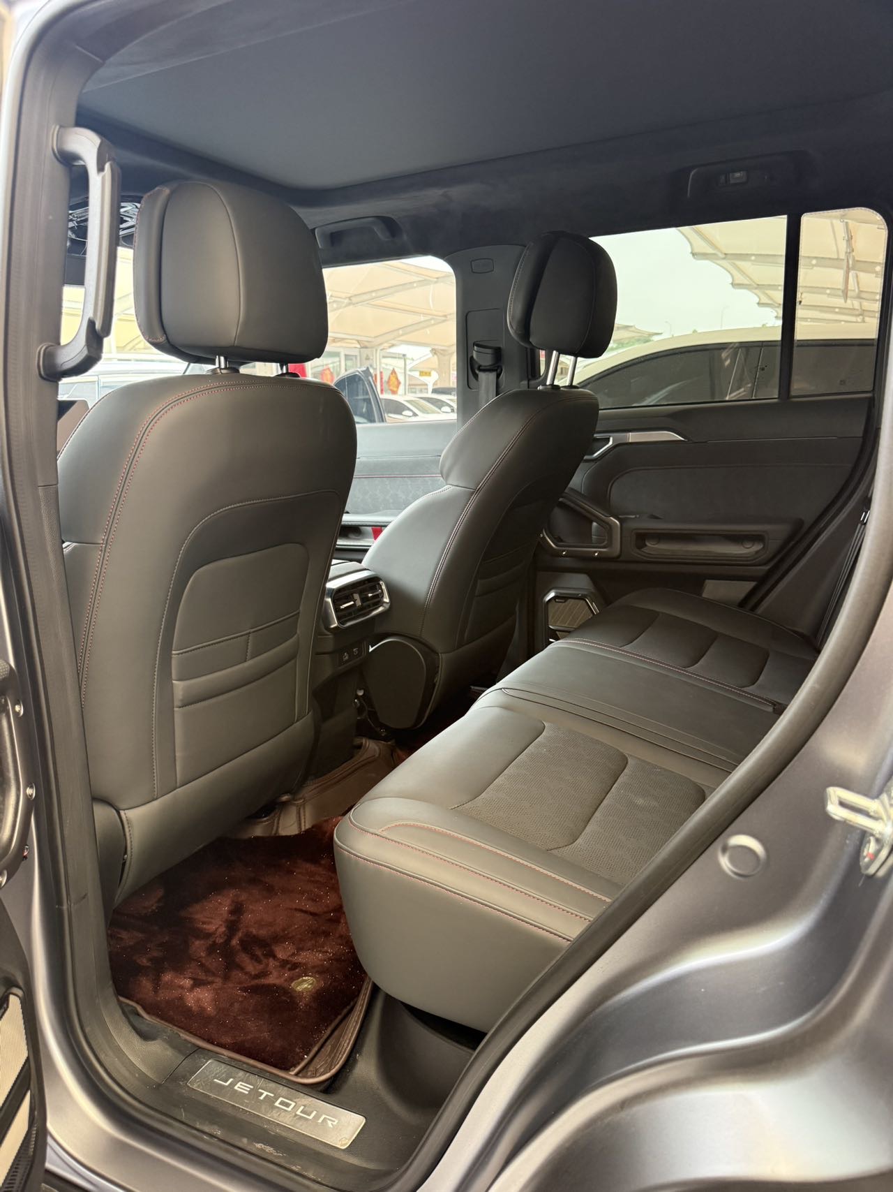 JETOUR 2023 Traveler 2.0T 4WD Cross PRO+