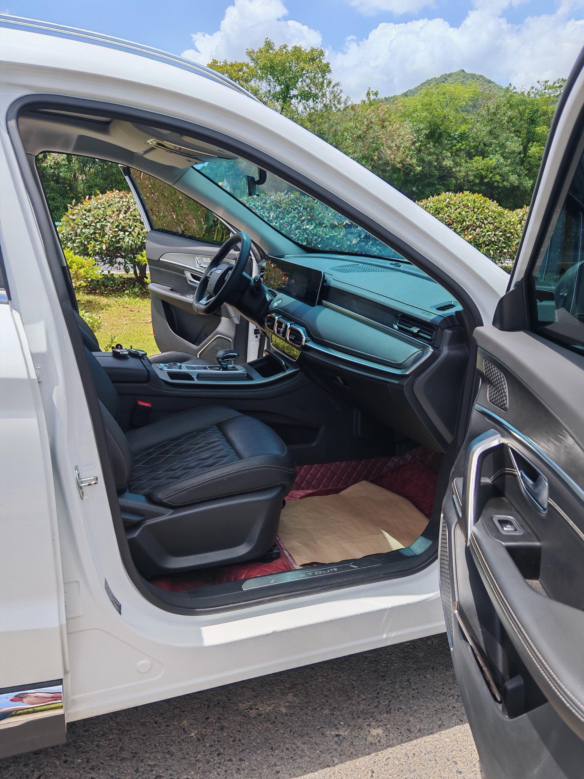 JETOUR 2024 X70 PLUS 1.5T Champion Edition PRO 5-Seater