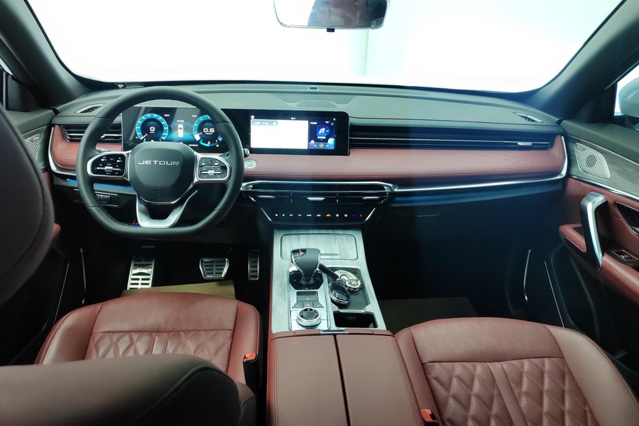 JETOUR 2024 X70 PLUS 1.6T Super Enjoyment Edition 5-Seater