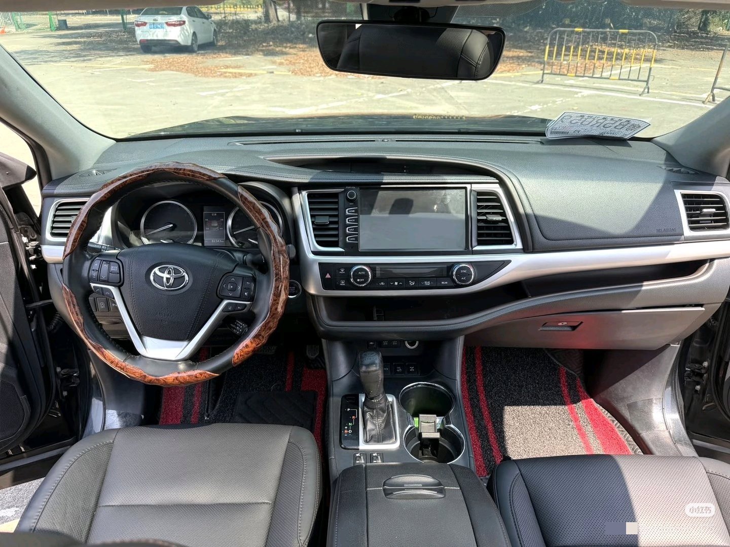 Toyota 2019 Highlander 2.0T 4WD Luxury 7-Seater