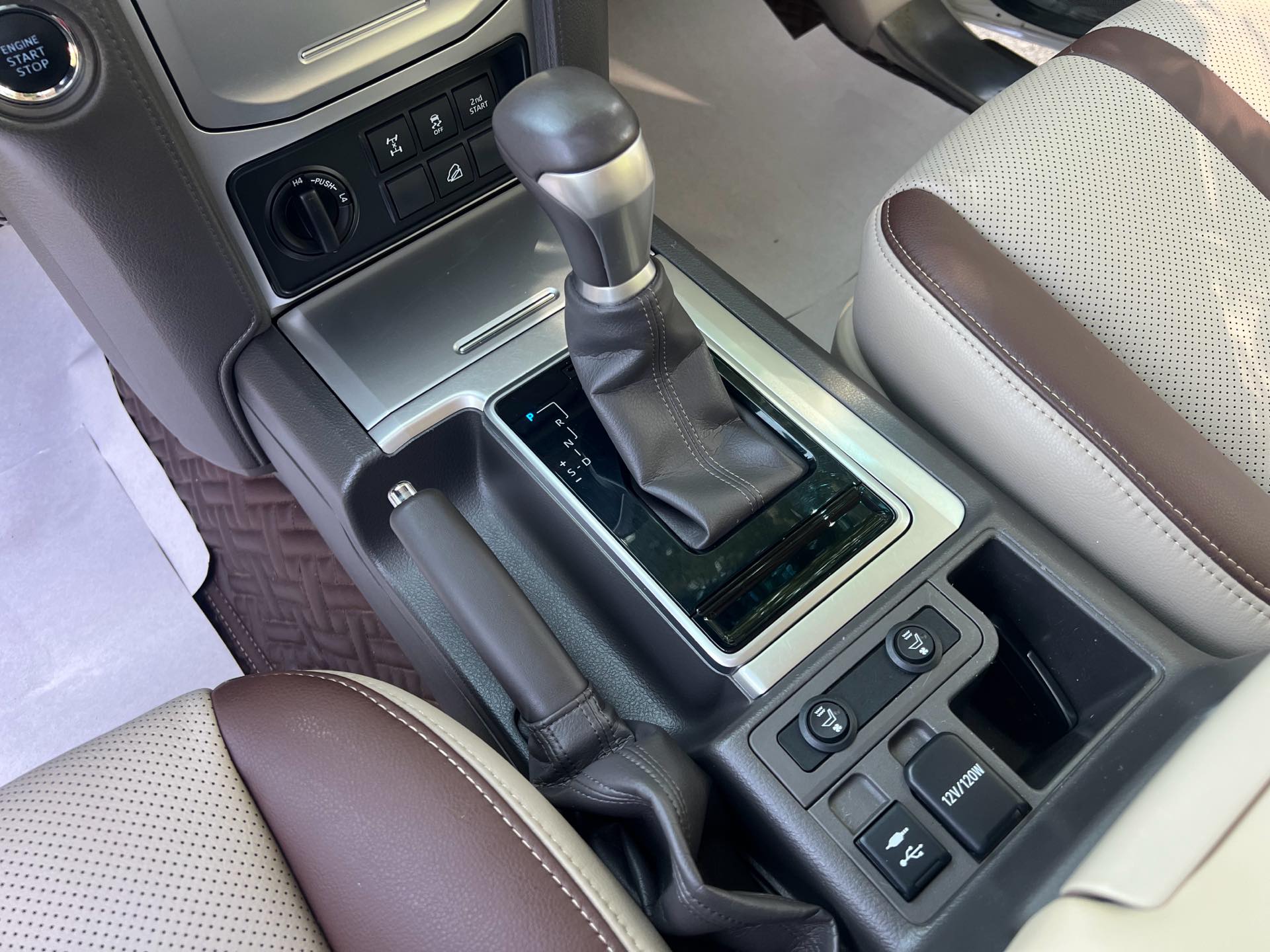 Toyota Prado (Import) 2019 Prado 4.0 GXR Middle East Version
