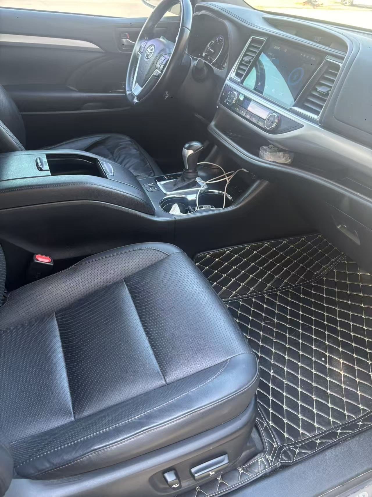 Toyota 2021 Highlander 2.0T 4WD Luxury 7-Seater