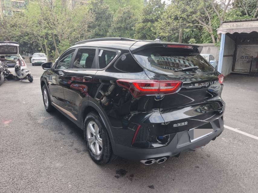 JETOUR 2025 X70 1.5T Beyond Edition 5-Seater