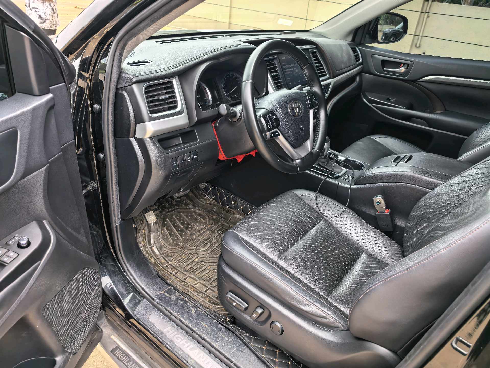 Toyota 2021 Highlander 2.0T 4WD Luxury 7-Seater