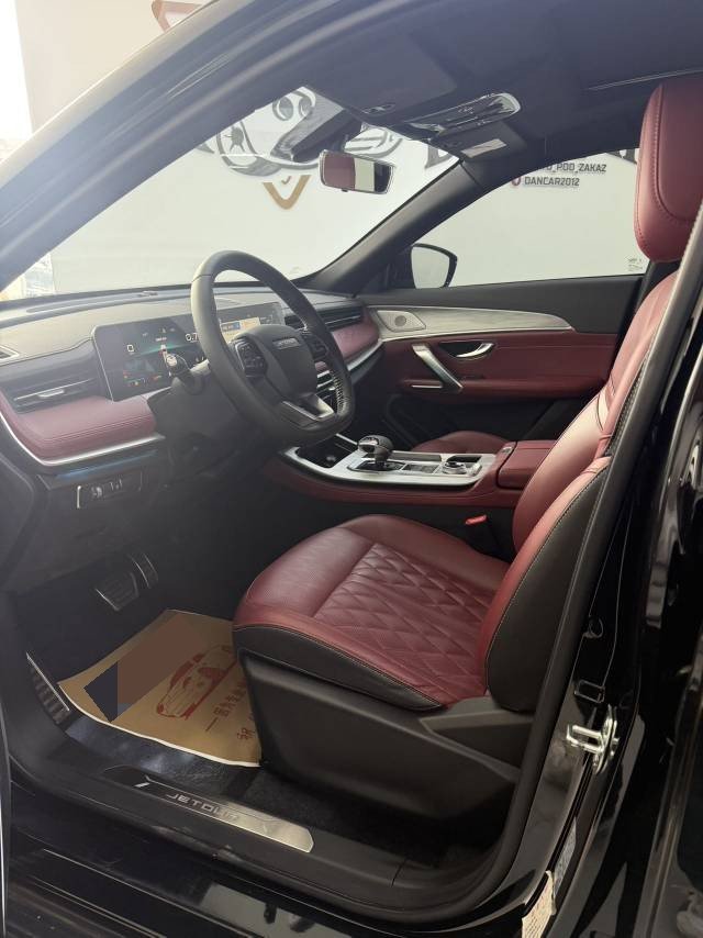 JETOUR 2023 X70 PLUS 1.5T Yongzhe PLUS 5-Seater