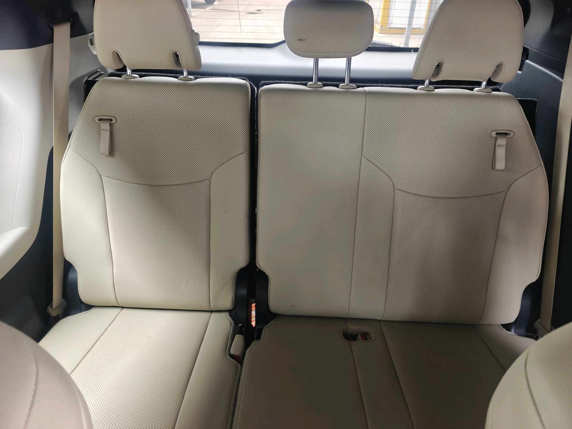 Toyota 2022 Granvia HYBRID 2.5 CVT Premium Edition