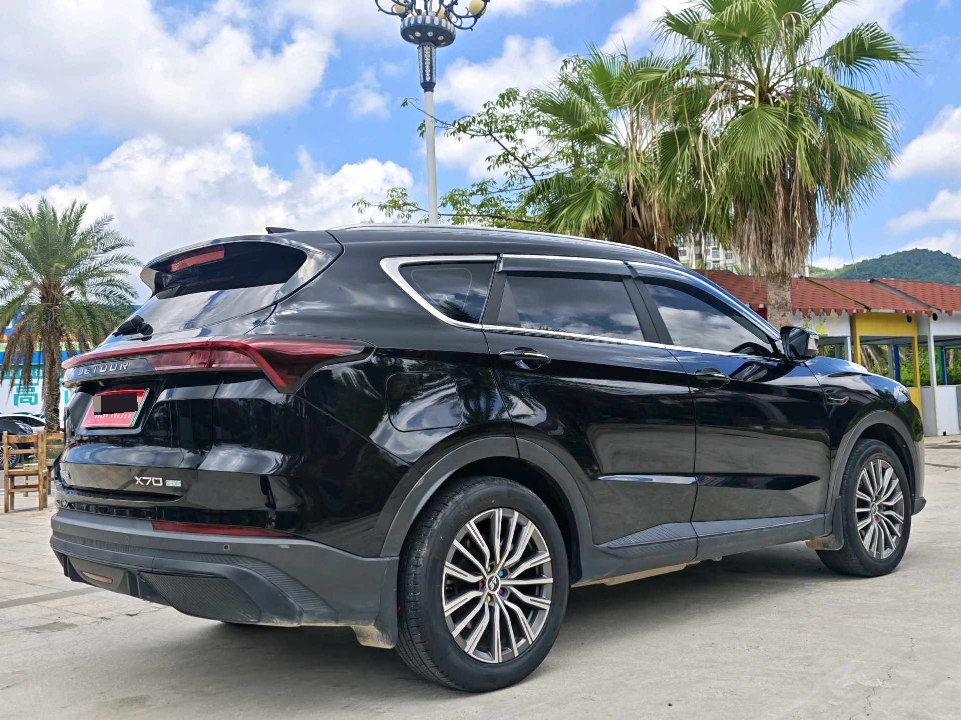 JETOUR 2024 X70 C-DM 1.5T Voyage Edition PRO+ 7-Seater
