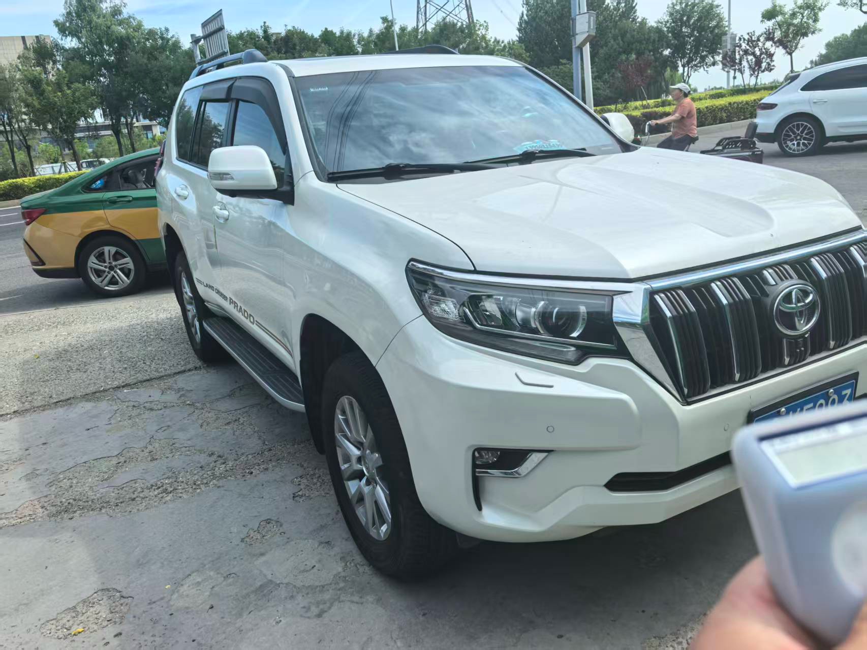Toyota 2018 Prado 3.5 TX-L (Rear-Mounted Spare Tire)