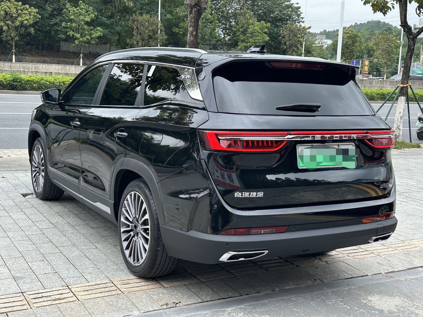 JETOUR 2023 Shanhai L9 1.5TD Max 7-Seater