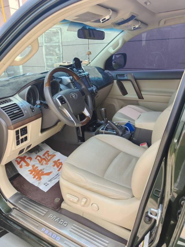丰田 2014款 普拉多 4.0 TX-L NAVI