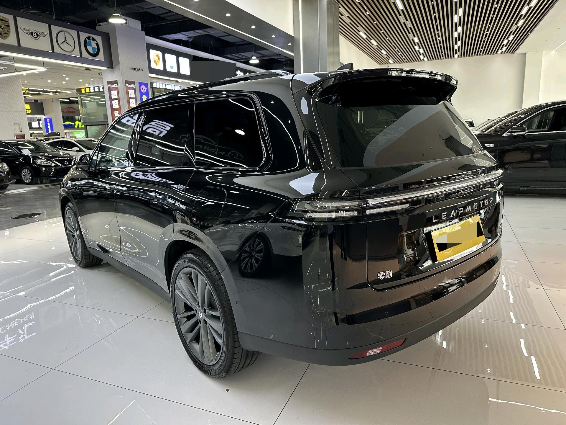 Leapmotor 2026 C16 280 LiDAR Zhizun Edition 6-Seater