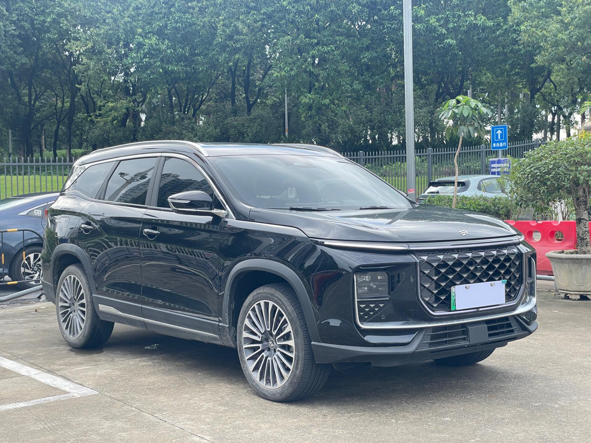 JETOUR 2023 Shanhai L9 1.5TD Pro 7-Seater