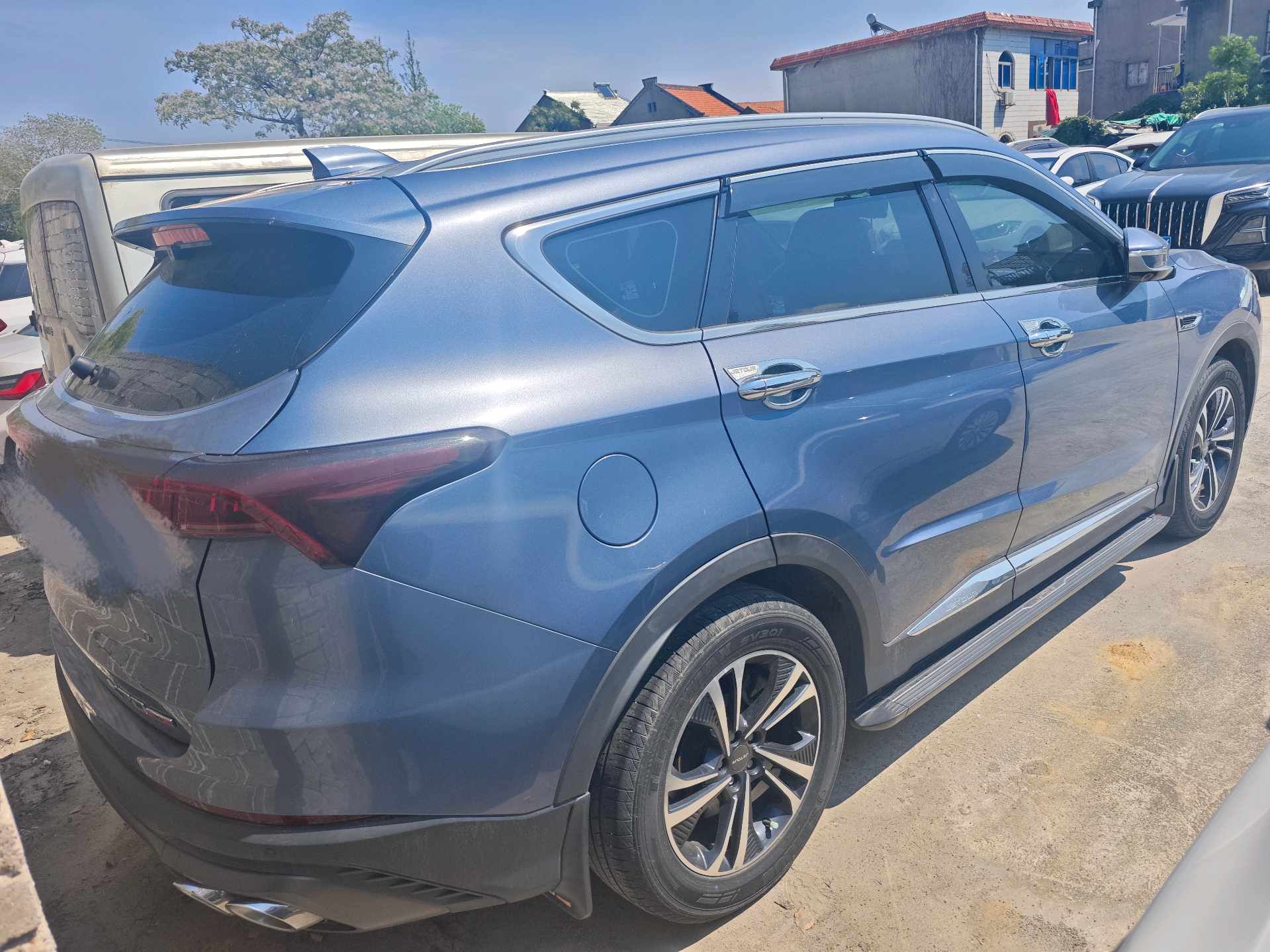 JETOUR 2022 X70 PLUS 1.5T CVT Mountain 7-Seater