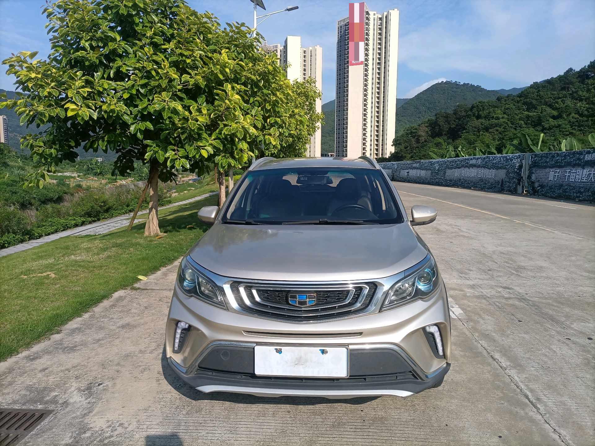 吉利 2017款 远景X3 1.5 精英型