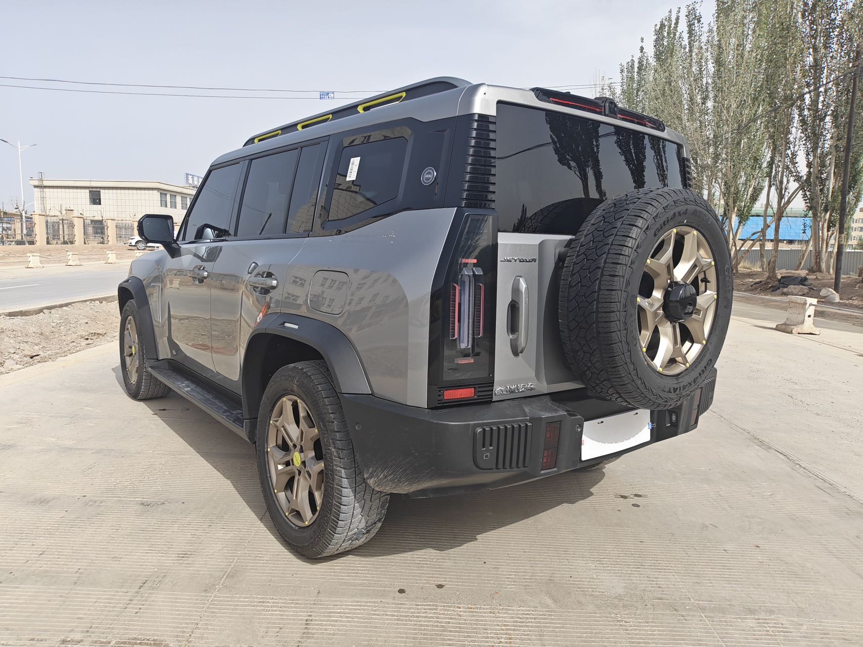 JETOUR 2023 Traveler 2.0T 4WD Conquest PRO