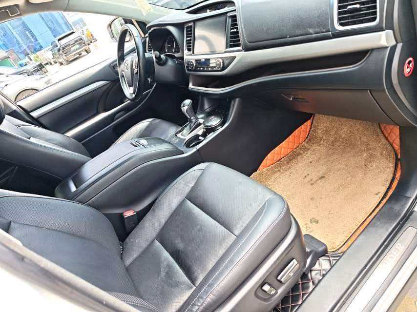 Toyota 2018 Highlander 2.0T 4WD Premium 7-Seater