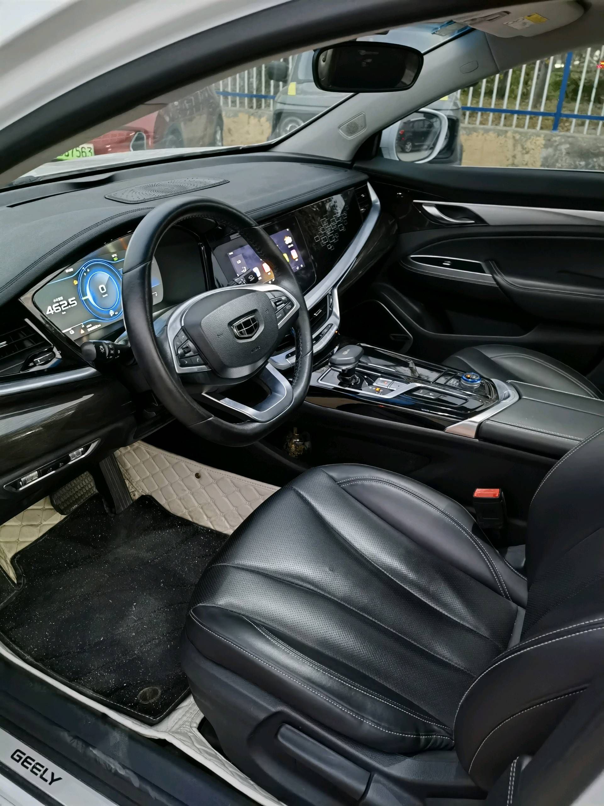 吉利 博瑞新能源 2018款 博瑞GE PHEV 1.5T 耀悦版