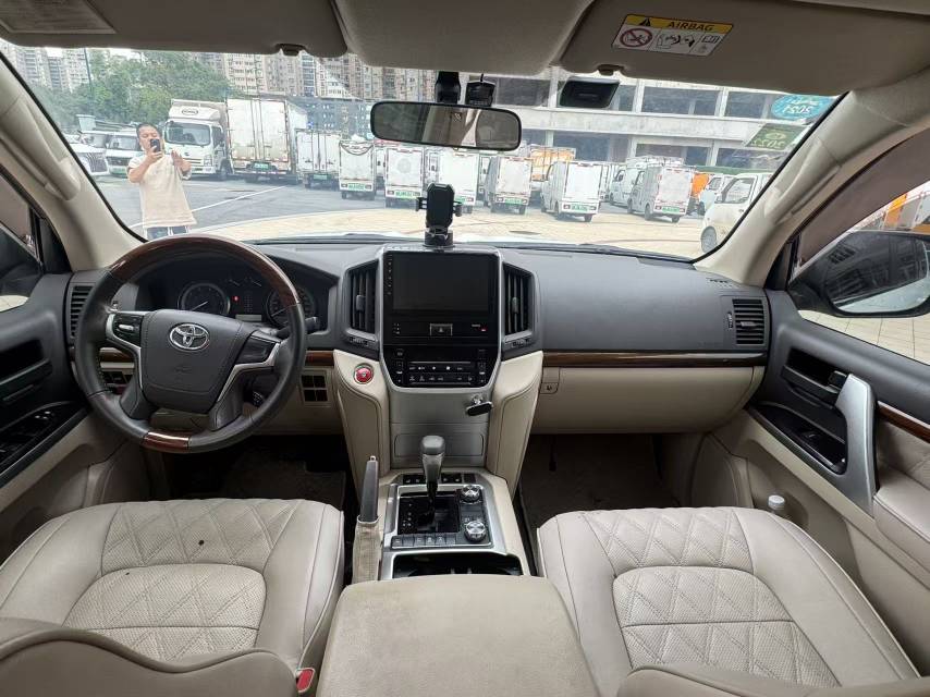 Toyota Land Cruiser (Import) 2019 Land Cruiser 4.0 EXR Middle East Version