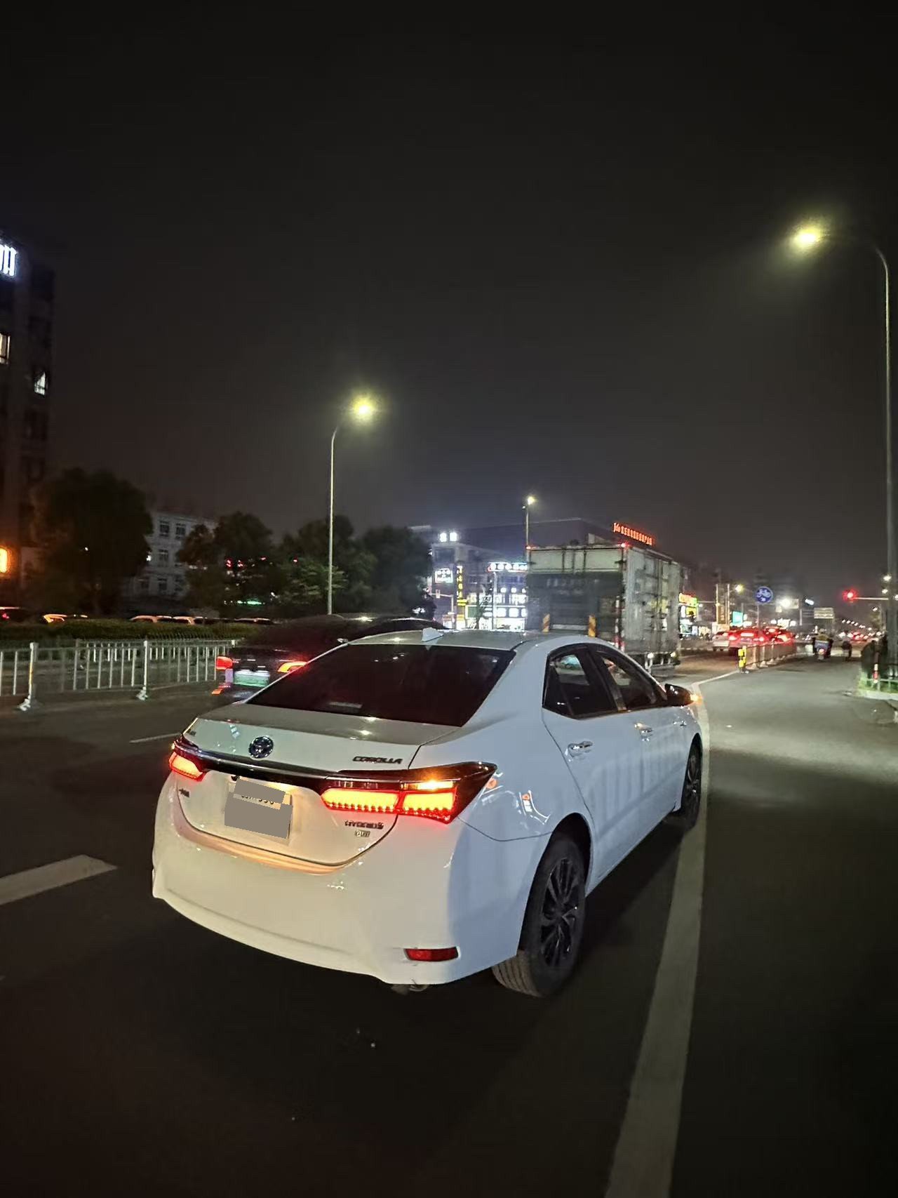Toyota 2017 Corolla Hybrid 1.8 CVT Elite