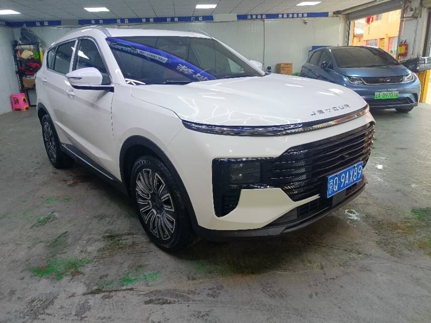 JETOUR 2025 X70 PLUS 1.5T Luxury 5-Seater