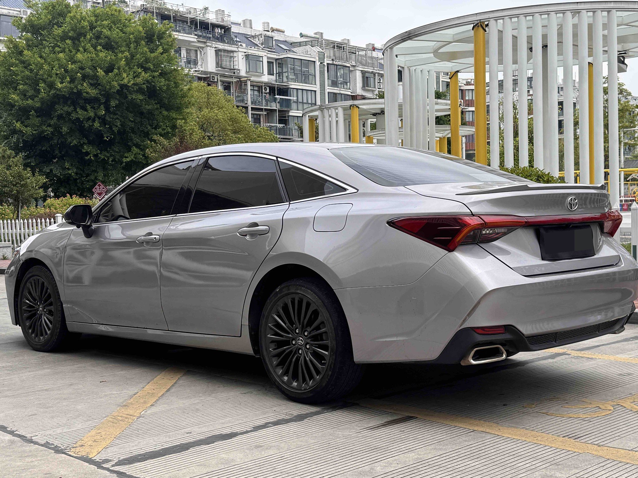 Toyota 2019 Avalon 2.5 Advance Edition