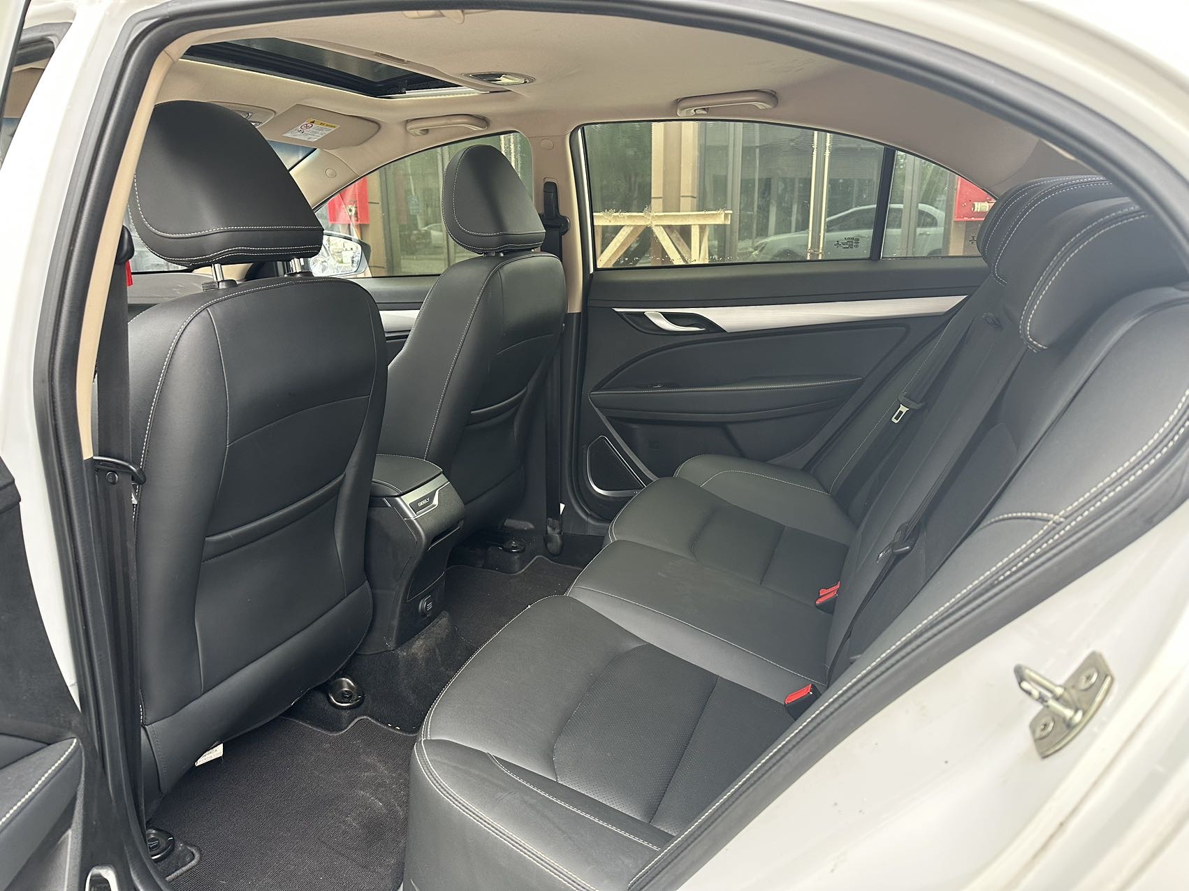Geely 2018 Emgrand Sedan 1.5 Luxury