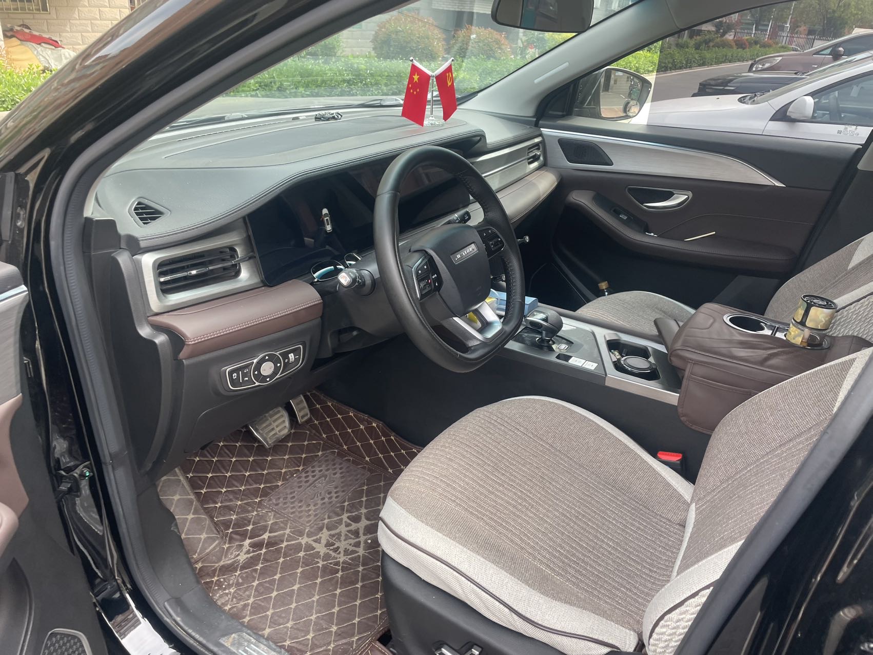 JETOUR 2023 X90 PLUS 1.6TD Flat Layer + 7 Seats