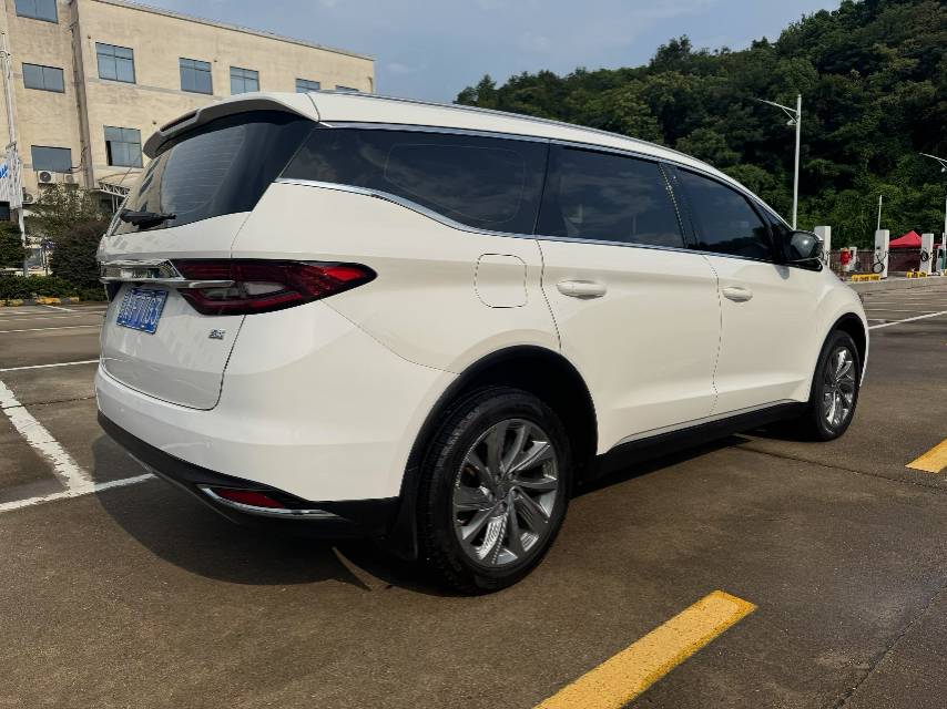 Geely 2021 Jiaji 1.8TD Standard