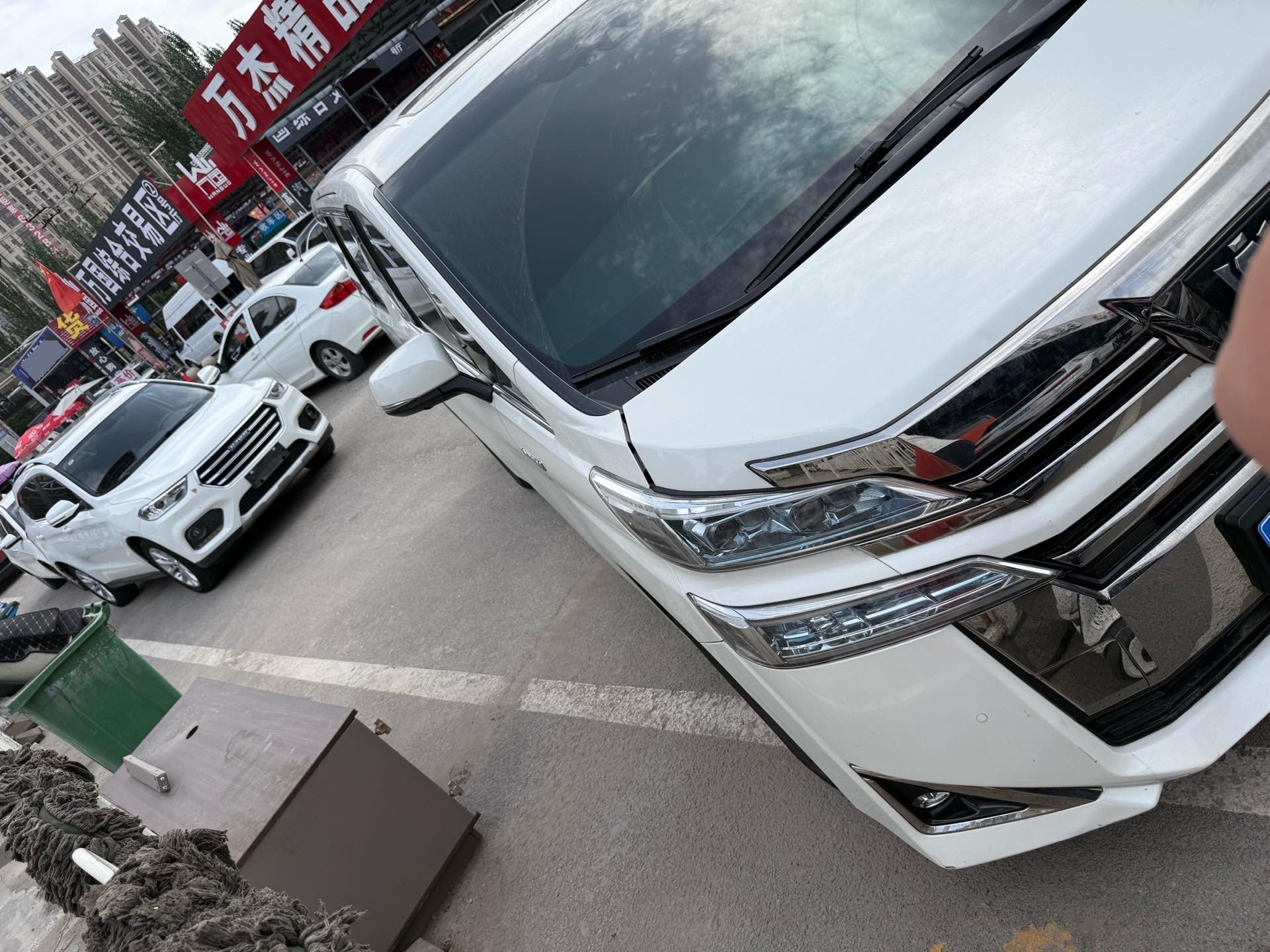 Toyota Vellfire (Import) 2019 Vellfire 2.5 CVT HV Premium