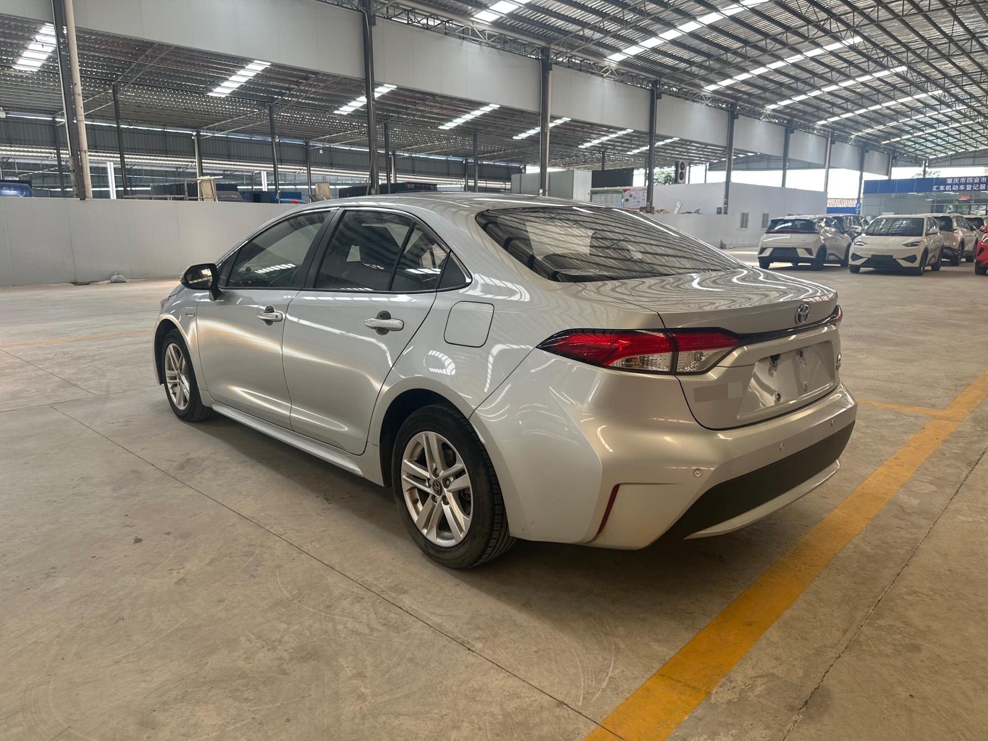 Toyota 2021 Levin Twin Engine 1.8H CVT Luxury Edition