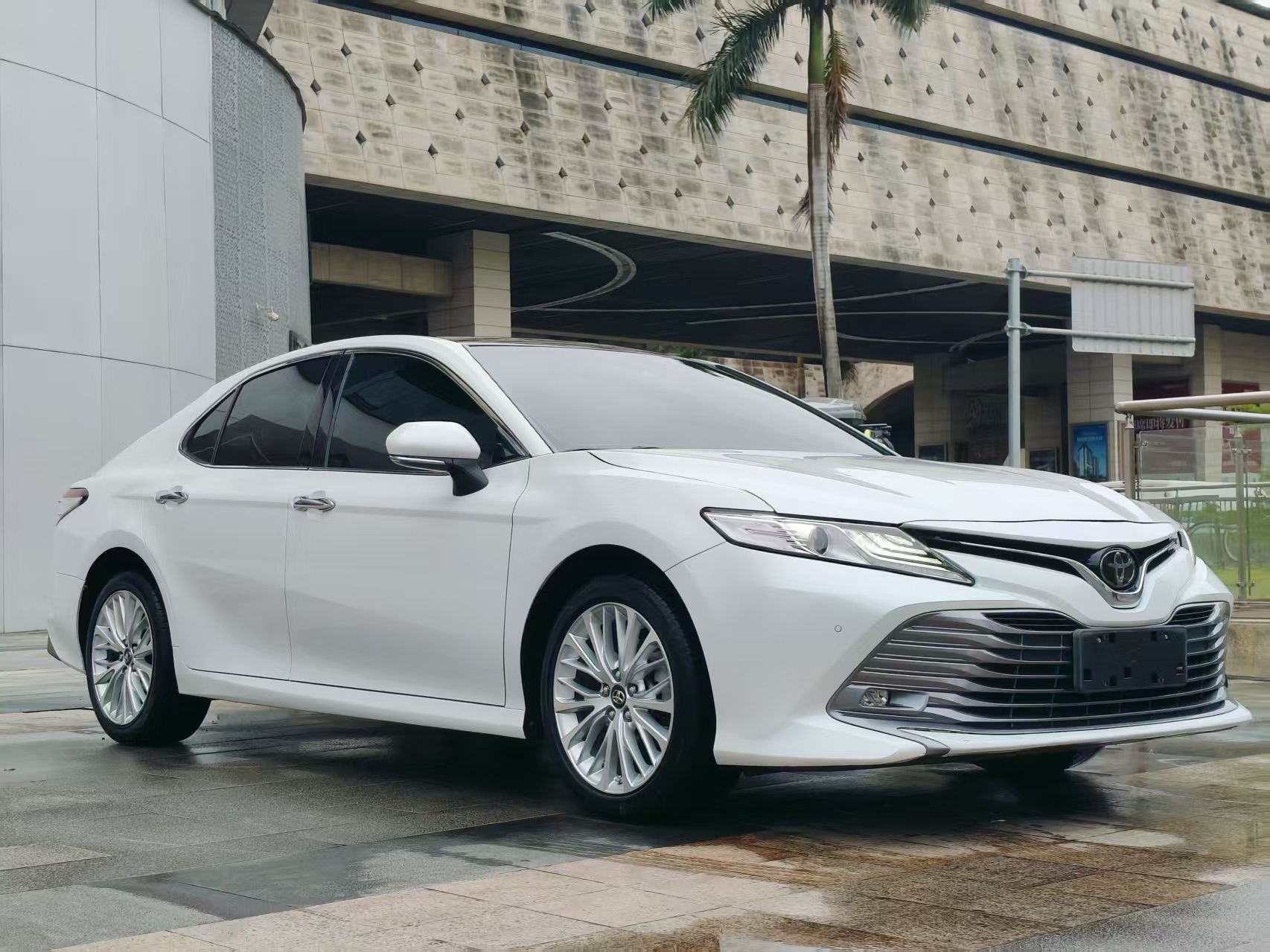 Toyota 2018 Camry 2.5G Luxury