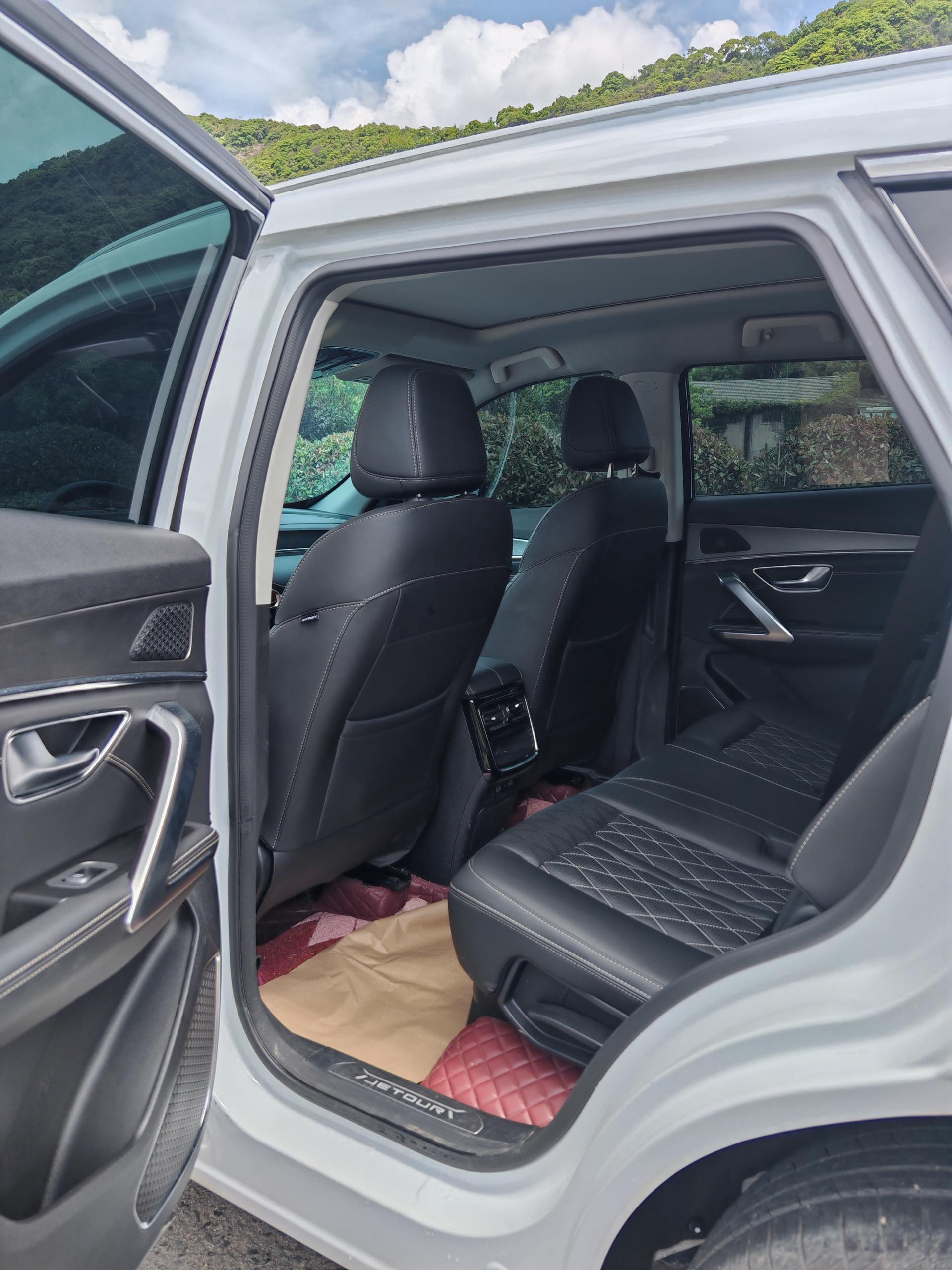 JETOUR 2024 X70 PLUS 1.5T Champion Edition PRO 5-Seater