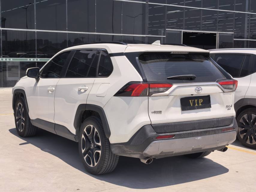 Toyota 2021 RAV4 2.0 CVT 4WD Premium